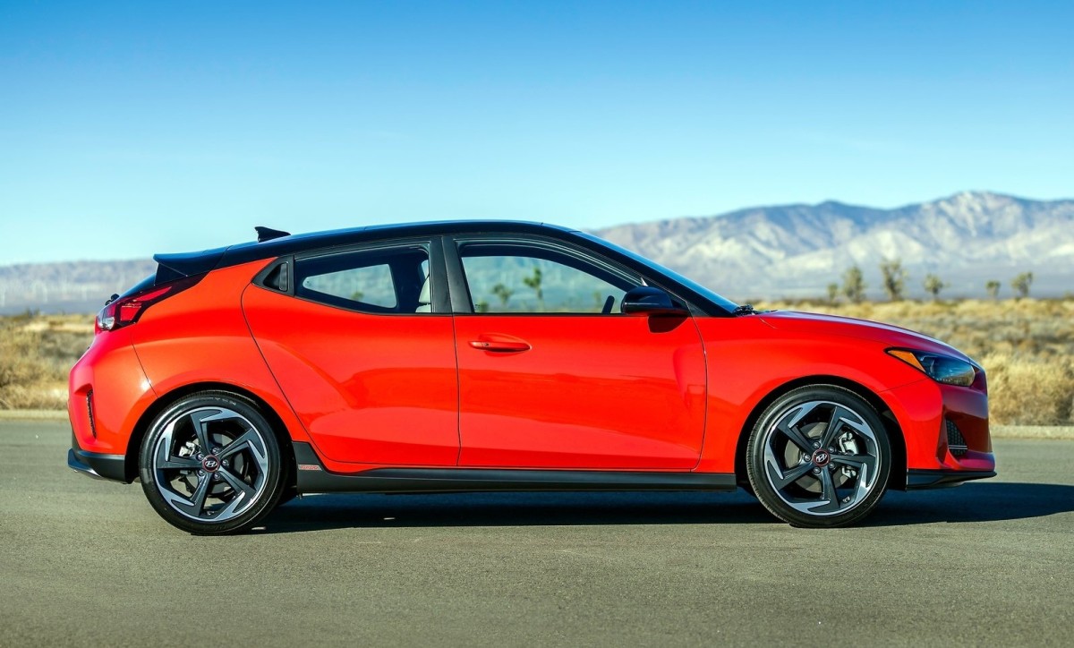 Hyundai VELOSTER