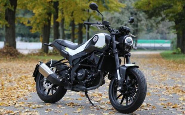 Benelli LEONCINO 250